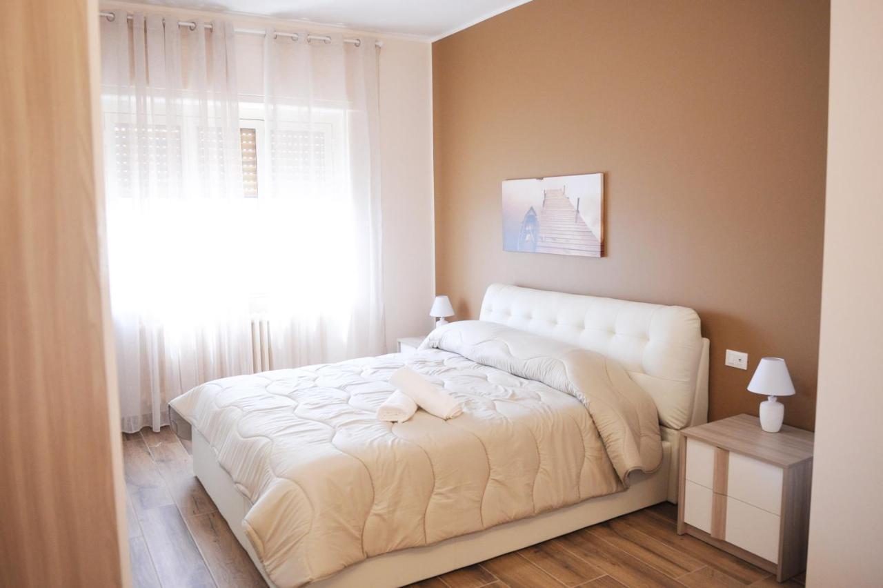 מונופולי Guesthouse Fino'S Family מראה חיצוני תמונה